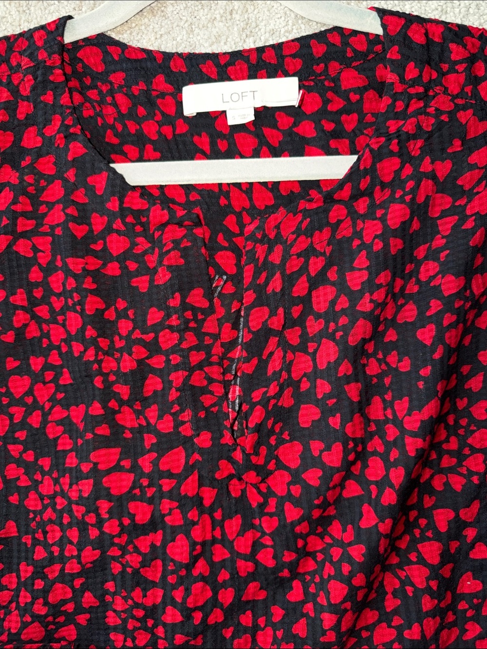 Loft Heart V-Neck Long Ruffle Sleeve size small - Picture 6 of 10